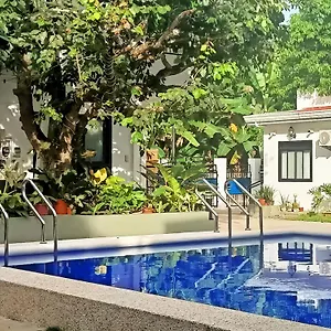 Alona Whitehouses 4* Panglao